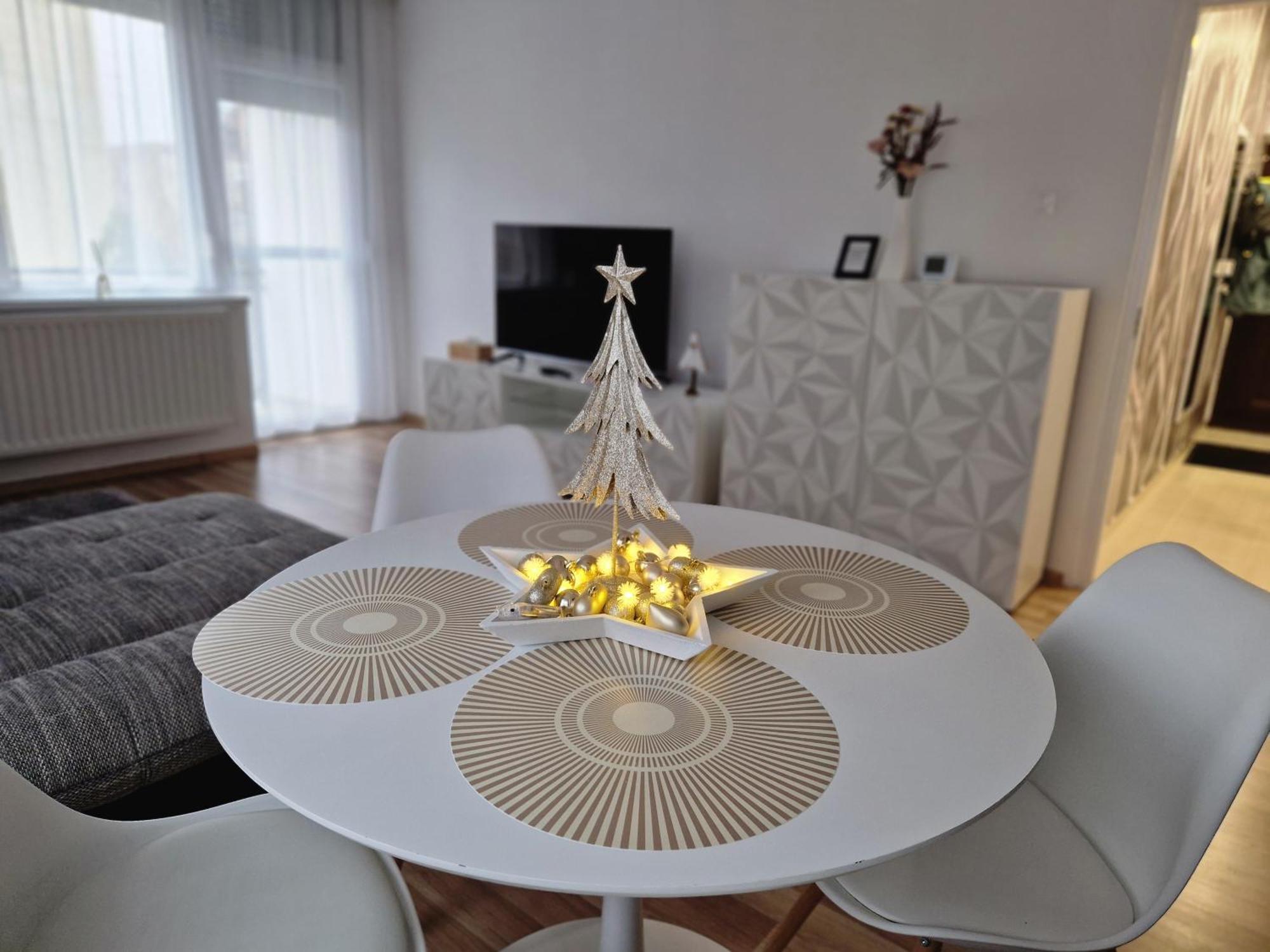 Matrix Apartman Bekescsaba Zimmer foto